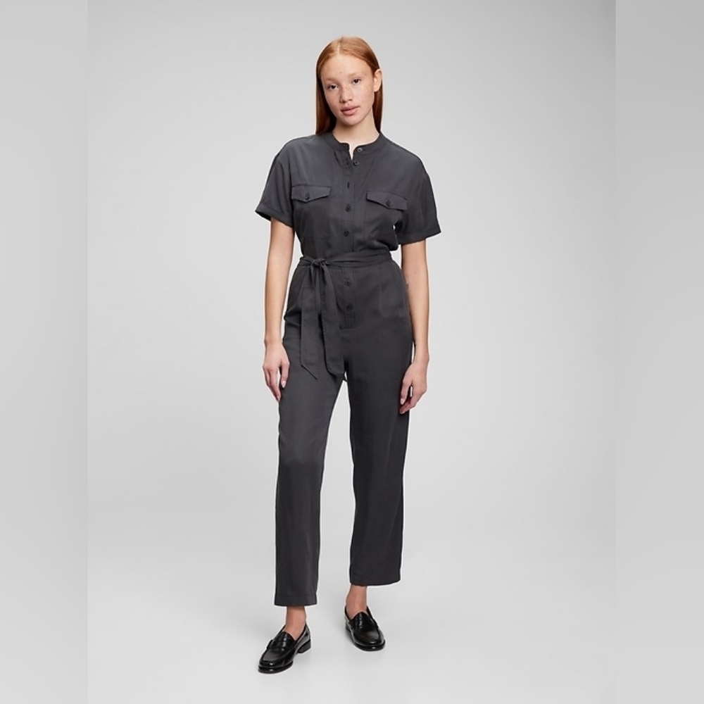 Gap Tensel/Lyocell Jumpsuit, Size 8 in Cast Iron Gray